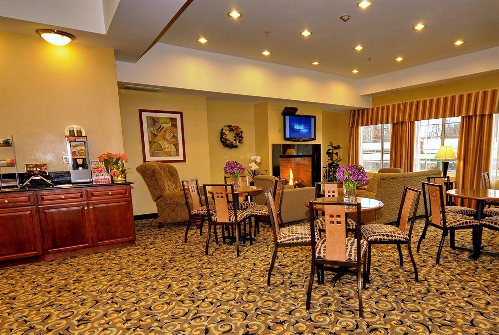 Tapa Hotel, Inn & Suites Mahwah Exterior photo